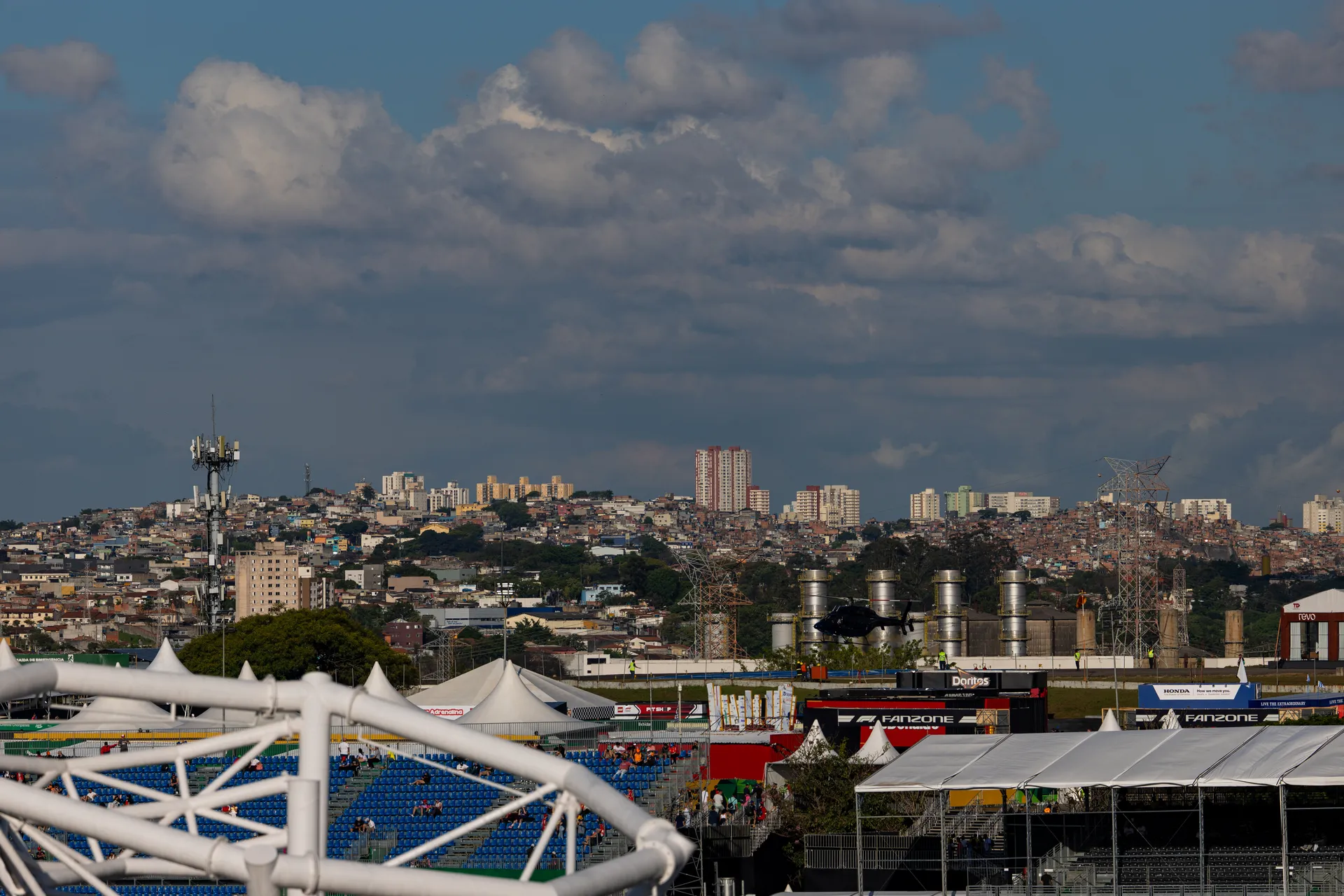 F1E Brazil 2025 Circuit Atmosphere 06